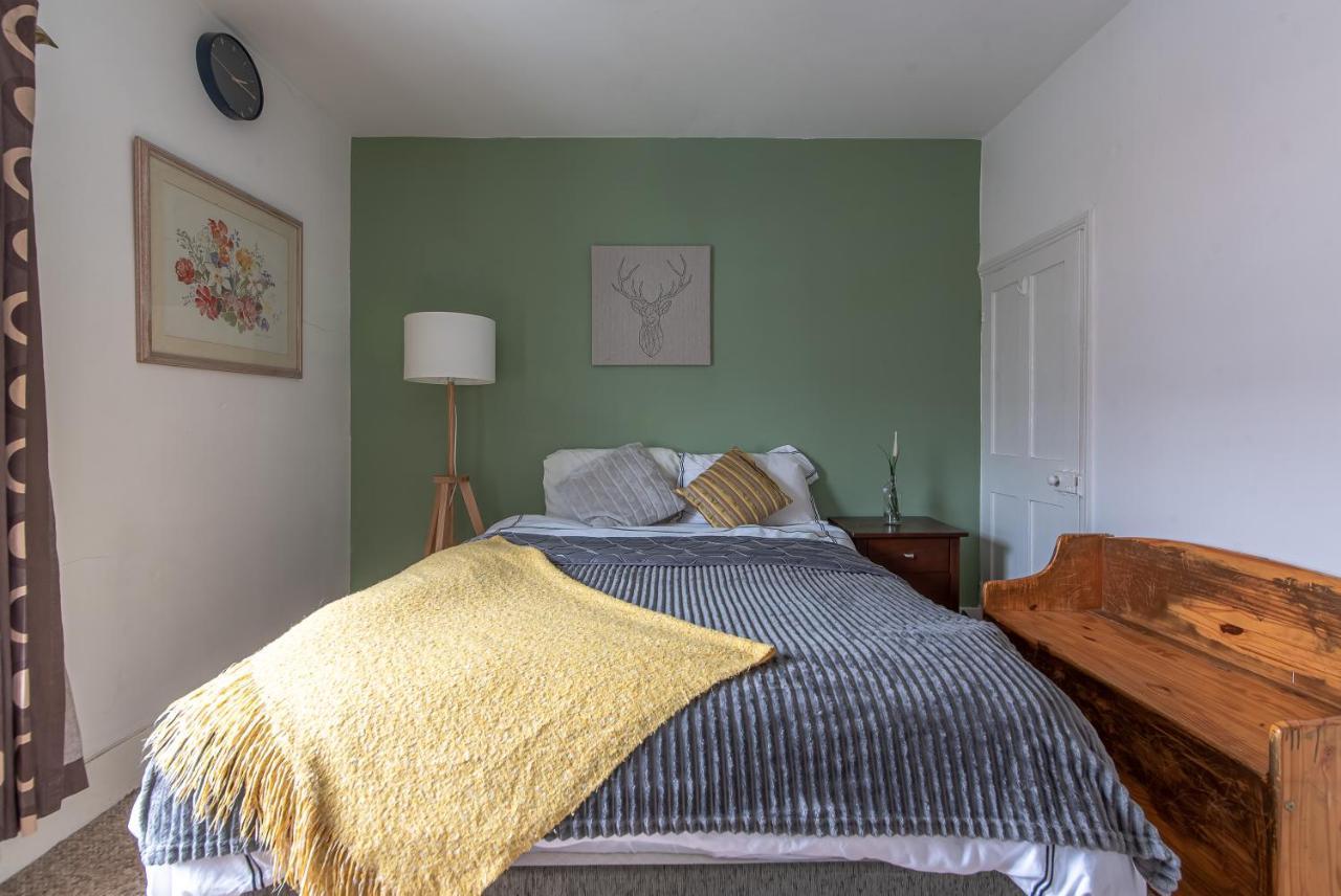 Contractors Pad - 4 Bed Town House - Cent Reading - Free Parkingヴィラ エクステリア 写真