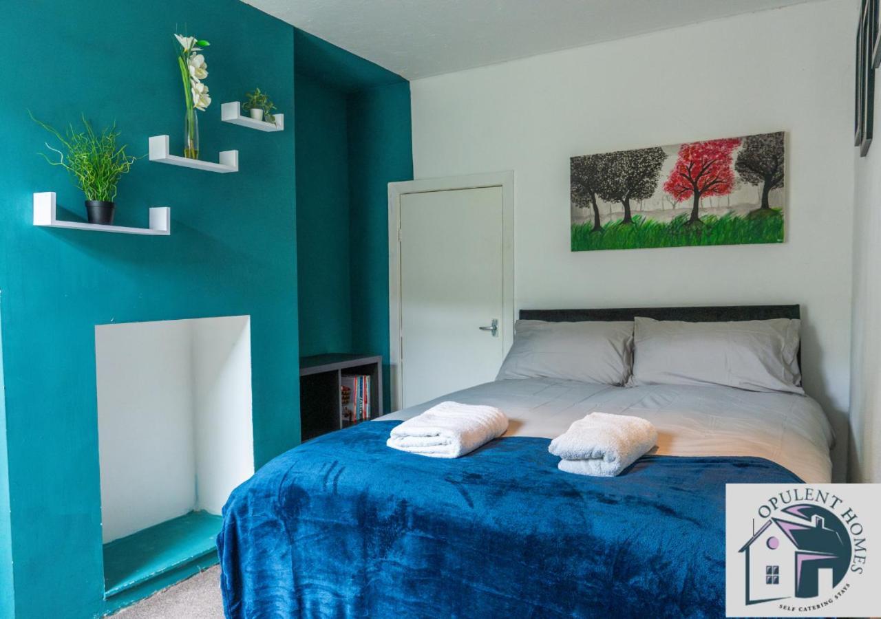 Contractors Pad - 4 Bed Town House - Cent Reading - Free Parkingヴィラ エクステリア 写真